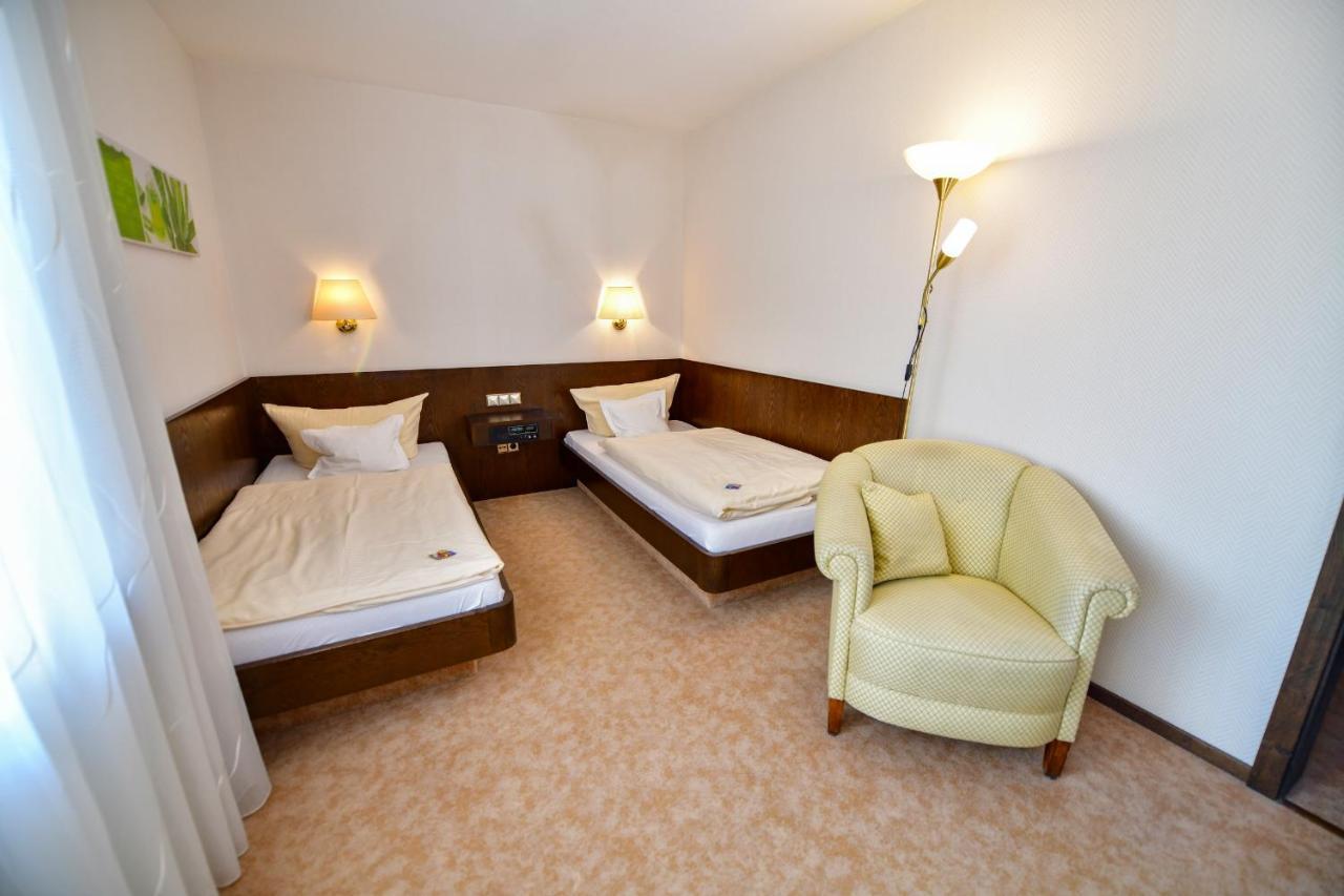 Hotel Zur Post Balve エクステリア 写真