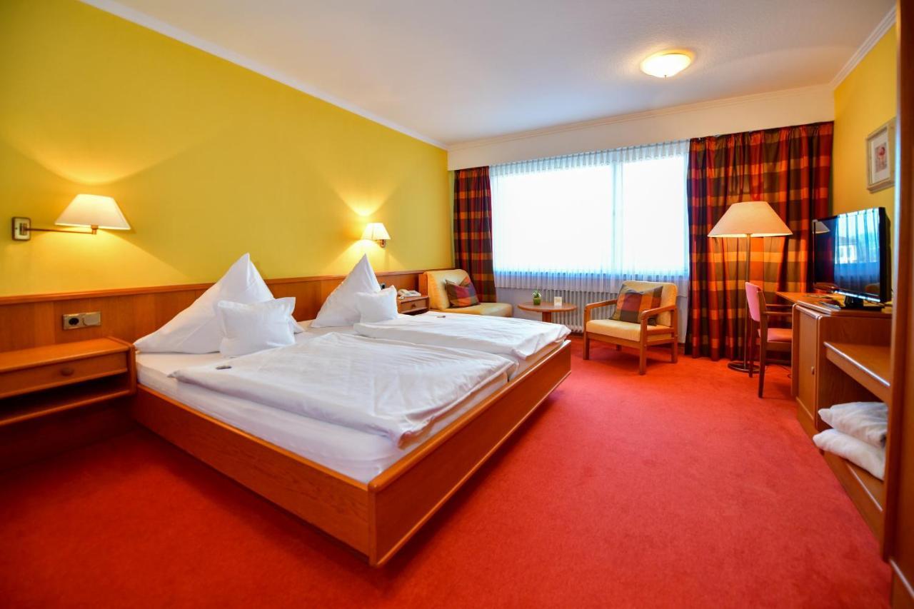 Hotel Zur Post Balve エクステリア 写真