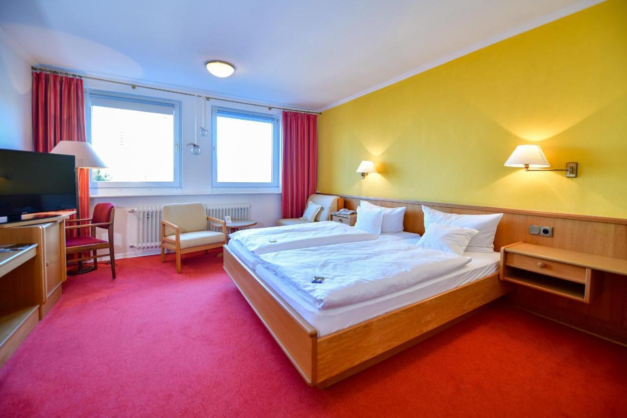 Hotel Zur Post Balve エクステリア 写真