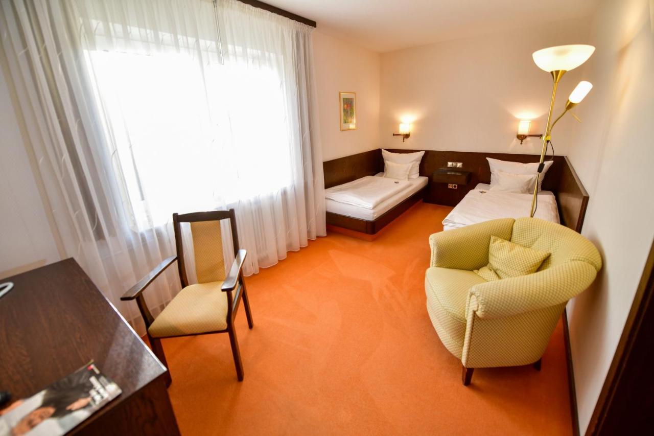 Hotel Zur Post Balve エクステリア 写真