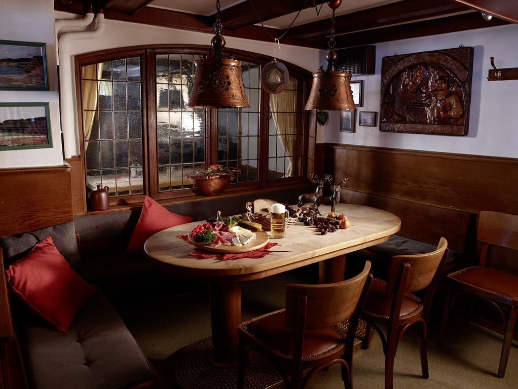 Hotel Zur Post Balve エクステリア 写真