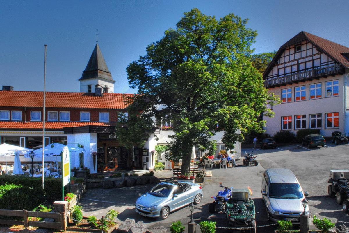 Hotel Zur Post Balve エクステリア 写真